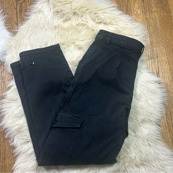 Wilfred Black Cargo Pants with Structured Design